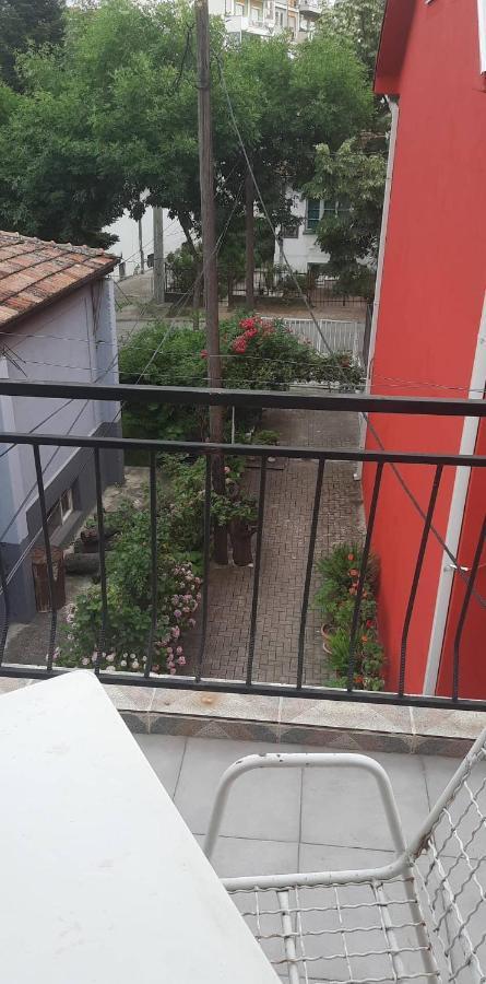 Stan Za Iznajmuvanje So Parking,Blisku Do Centar. 库马诺沃 外观 照片